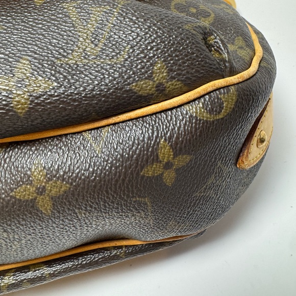 SOLD Louis Vuitton Monogram Tulum PM Crescent Shoulder Bag Discontinued - Picture 14 of 16